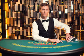 Players love to tip the croupier for good luck.